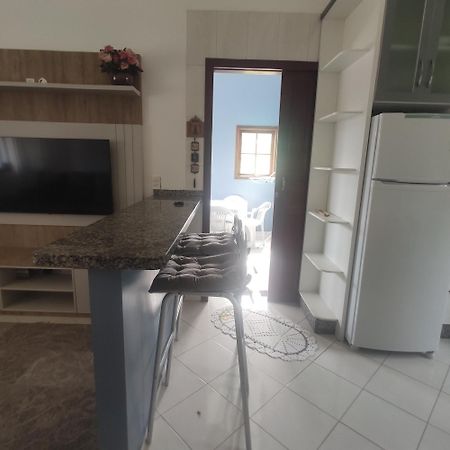 Casa De 2 Quartos Na Praia Da Joaquina フロリアノポリス 部屋 写真