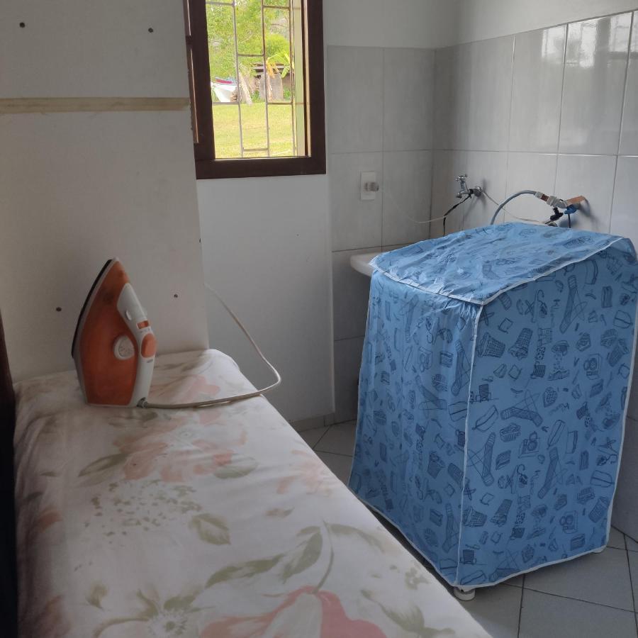 Casa De 2 Quartos Na Praia Da Joaquina フロリアノポリス エクステリア 写真